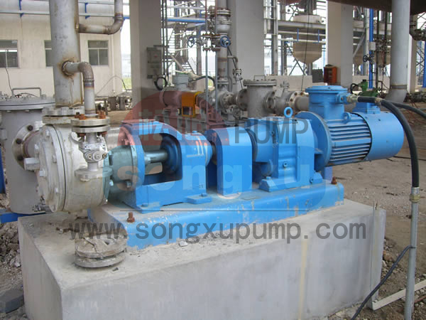 內齒泵NB-250GB,樹脂高溫夾套泵案例現場